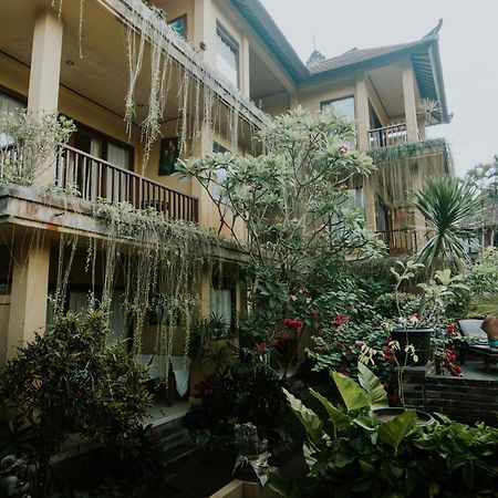Jati 3 Bungalows And Spa Ubud  Exterior photo